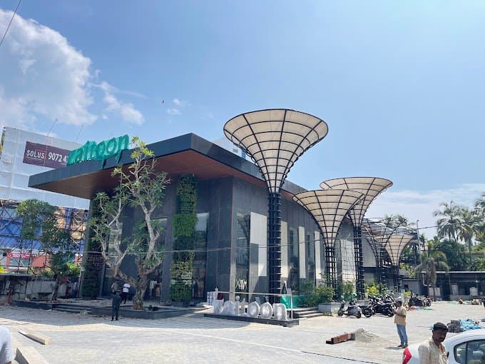 Zaitoon Restaurant & Grill