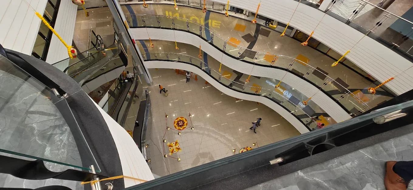 Blue Diamond Mall photo 2